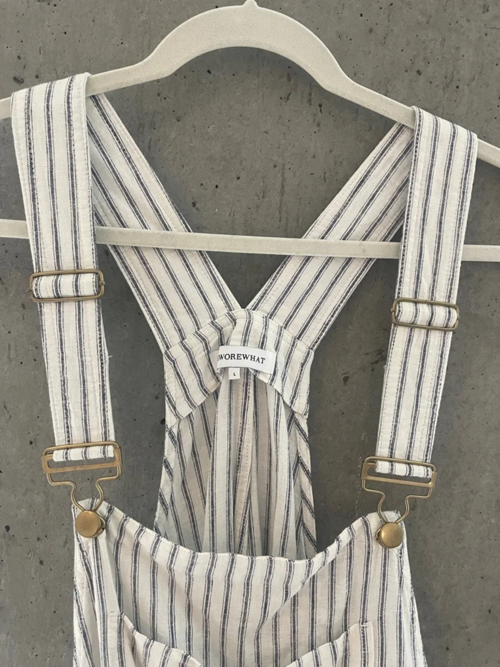 WEWOREWHAT Striped Linen Blend Playsuit In White Size L - Picture 3 of 7